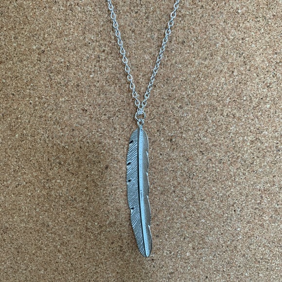 Brand new silver feather necklace - Picture 2 of 3